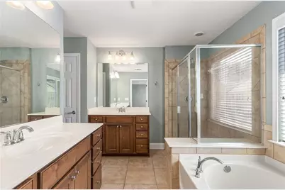 1035 E Paces Lane NE, Atlanta, GA 30326 - Photo 12