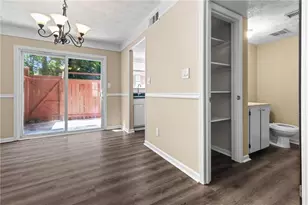 392 Northdale Ct, Lawrenceville, GA 30046 - Photo 8