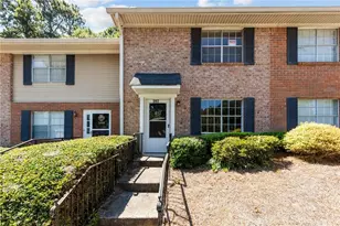 392 Northdale Ct, Lawrenceville, GA 30046 - Photo 2