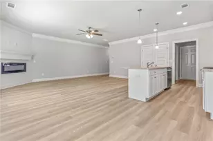 24 Richardson St, Winder, GA 30680 - Photo 10
