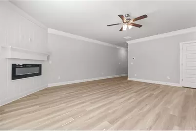 24 Richardson Street #C, Winder, GA 30680 - Photo 6