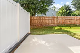 24 Richardson St, Winder, GA 30680 - Photo 32