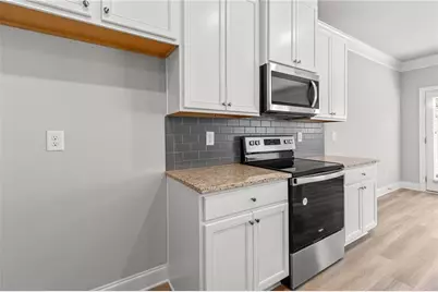 24 Richardson Street #C, Winder, GA 30680 - Photo 12