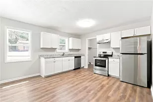 715 W Creek Cir, Monroe, GA 30655 - Photo 4