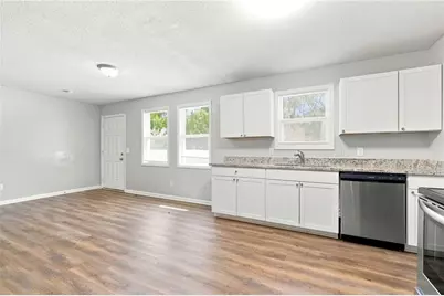715 W Creek Circle, Monroe, GA 30655 - Photo 6