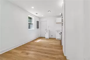 1355 Graymont Dr SW, Atlanta, GA 30310 - Photo 6
