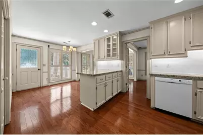 130 Brickleberry Drive, Roswell, GA 30075 - Photo 16