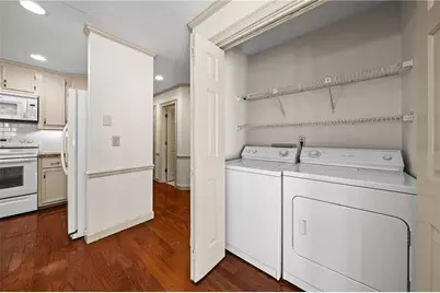 130 Brickleberry Drive, Roswell, GA 30075 - Photo 18