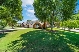 130 Brickleberry Dr, Roswell, GA 30075 - Photo 2