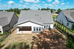467 Lk Vis Dr, Statham, GA 30666 - Photo 12