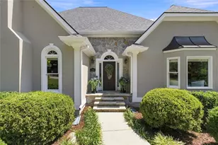 12555 Crabapple Chase Dr, Alpharetta, GA 30004 - Photo 2