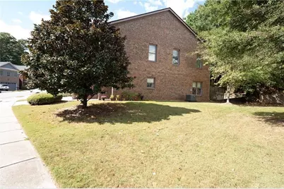 1665 Oakbrook Lake Drive, Norcross, GA 30093 - Photo 4