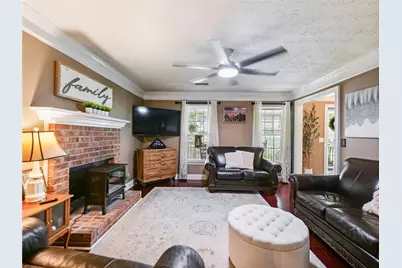 5750 Princeton Oaks Drive, Buford, GA 30518 - Photo 4