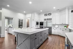 455 Laurel Chase Ct, Sandy Springs, GA 30327 - Photo 18