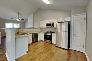 379 Darter Run NW, Kennesaw, GA 30144 - Photo 4