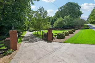 2431 Rabbit Farm Cir, Loganville, GA 30052 - Photo 8