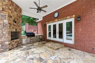 2431 Rabbit Farm Cir, Loganville, GA 30052 - Photo 60