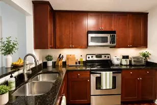 2657 Lenox Road NE, Atlanta, GA 30324 - Photo 2