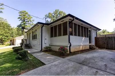 349 Mossy Creek Drive SE, Marietta, GA 30067 - Photo 2