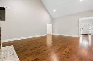 1031 Greenwood Cir, Madison, GA 30650 - Photo 16
