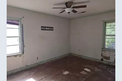 1004 Astor Avenue, Forest Park, GA 30297 - Photo 6