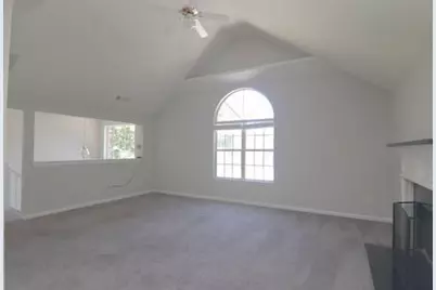 1094 Sugarcreek Way, Riverdale, GA 30296 - Photo 10