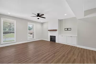 125 E 5th Street, Monroe, GA 30655 - Photo 8