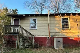 608 E Wall St, Griffin, GA 30223 - Photo 18