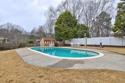 457 Castleaire Drive, Stone Mountain, GA 30087 - Photo 2