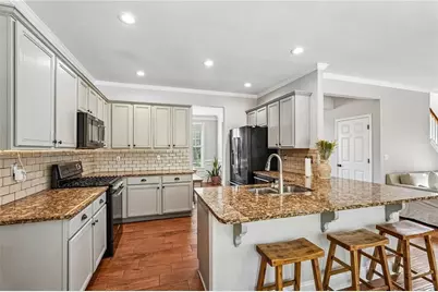 4010 Embassy Way, Lilburn, GA 30047 - Photo 16