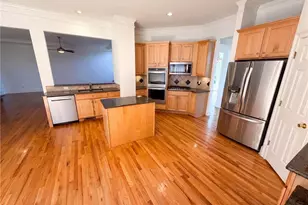 3725 Wescott Way, Sandy Springs, GA 30319 - Photo 2