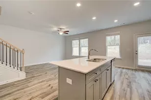 667 Treasure Dr, Stockbridge, GA 30281 - Photo 8