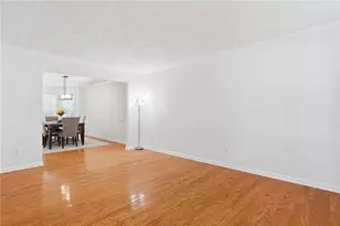 5492 Skylar Creek Ln, Buford, GA 30518 - Photo 6