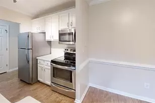 300 Johnson Ferry Road NE, Sandy Springs, GA 30328 - Photo 6