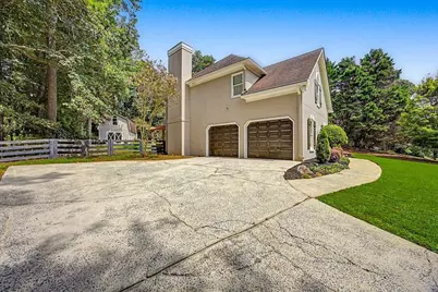 2590 Grassview Drive, Milton, GA 30004 - Photo 2