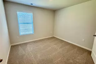 2910 Daxton Ln, Gainesville, GA 30507 - Photo 12