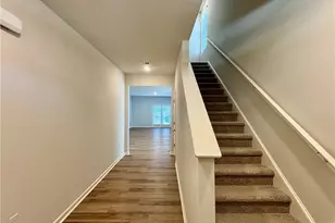 2910 Daxton Ln, Gainesville, GA 30507 - Photo 2