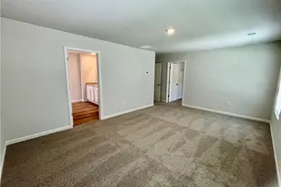 2910 Daxton Ln, Gainesville, GA 30507 - Photo 10