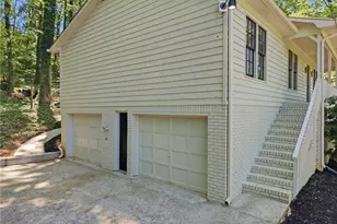 562 Hidden Hills Ct, Marietta, GA 30066 - Photo 26