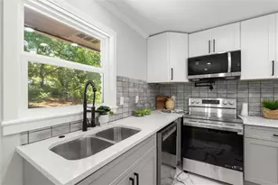1933 Glen Echo Dr, Decatur, GA 30032 - Photo 10
