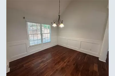 649 Lawton Ridge Drive, Lawrenceville, GA 30043 - Photo 6
