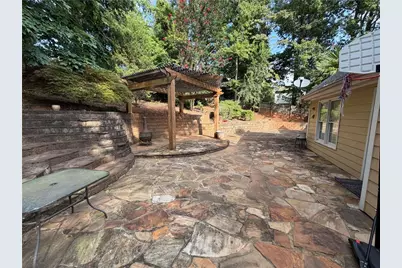 649 Lawton Ridge Drive, Lawrenceville, GA 30043 - Photo 34