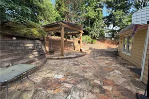 649 Lawton Ridge Dr, Lawrenceville, GA 30043 - Photo 34