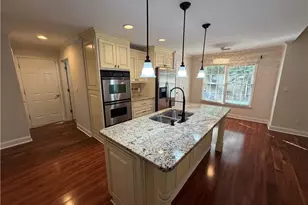649 Lawton Ridge Dr, Lawrenceville, GA 30043 - Photo 10