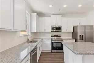 7332 Rocklin Ln, Flowery Branch, GA 30542 - Photo 14