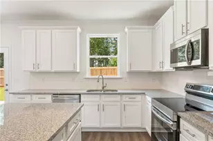 7332 Rocklin Ln, Flowery Branch, GA 30542 - Photo 20