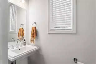 6610 Sterling Dr, Sandy Springs, GA 30328 - Photo 12