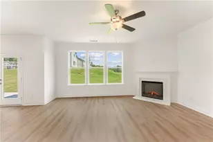 7371 Rocklin Ln, Flowery Branch, GA 30542 - Photo 6