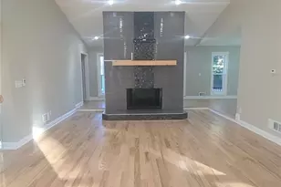 1483 Hidden Hills Pkwy, Stone Mountain, GA 30088 - Photo 2