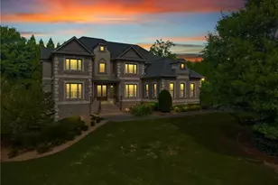 1303 Alvin Adams Ct, Marietta, GA 30062 - Photo 2